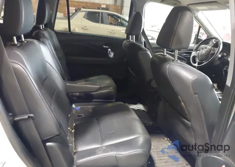 2017 Honda Pilot Elite z USA, uszkodzony, nr VIN 5FNYF6H09HB016347